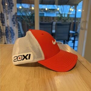 Women’s Nike VRS 20XI Golf Hat